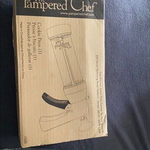 Pampered Chef cookie press